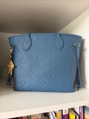Louis Vuitton 2026, All-Leather, Suede Sky Blue / Denim Collection Monogram Tote
